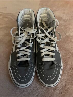 Vans High Top Sneakers in Gray and White